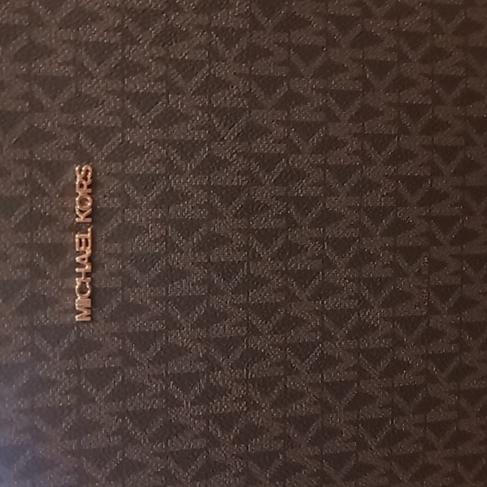 Michael Kors Jet Set Travel Large Logo Brown  Messenger Bag NWT GREAT PRICE!!!!! - Picture 3 of 10